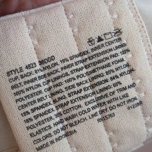 Bali Women's One Smooth U Balconette Underwire Bra Size 36DDD DF4823 - Picture 2 of 3